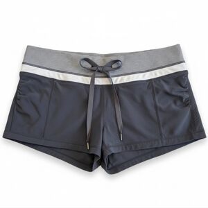 Lululemon 2.5” Inseam Charcoal Athletic Running Shorts – Built-In Liner – Size 8